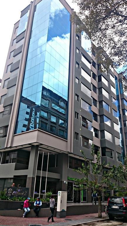 Misuitehotel La Carolina Кито Екстериор снимка